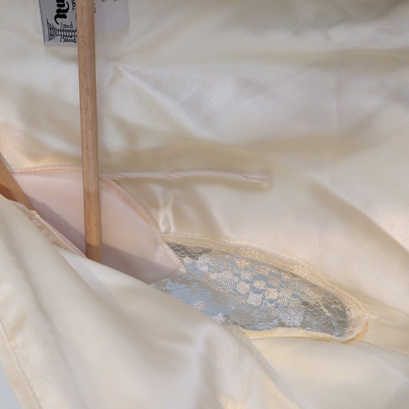 VINTAGE NU MODE cream lace dress - size small - Picture 13 of 15